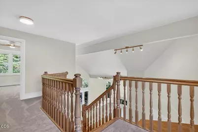255 Scenic Drive, Ashland, OR 97520 - Photo 24