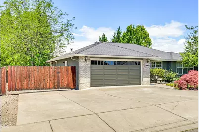 1830 Canyon Avenue, Medford, OR 97504 - Photo 28