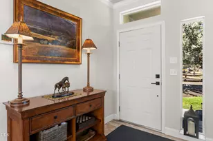 69592 Lake Dr, Sisters, OR 97759 - Photo 8