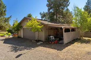 69592 Lake Dr, Sisters, OR 97759 - Photo 38