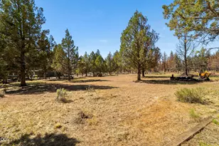 69592 Lake Dr, Sisters, OR 97759 - Photo 44