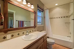 63330 S Rd, Bend, OR 97703 - Photo 24