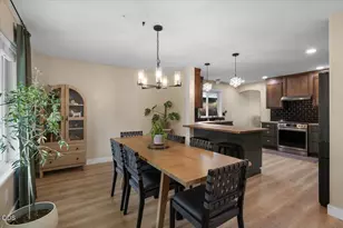 127 SW Vicki Ln, Grants Pass, OR 97526 - Photo 6