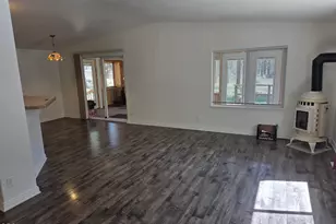31710 Spaniel Ln, Bonanza, OR 97623 - Photo 12