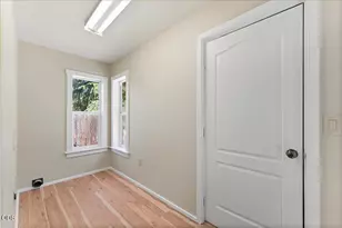 300 Sunrise Ave, Medford, OR 97504 - Photo 34