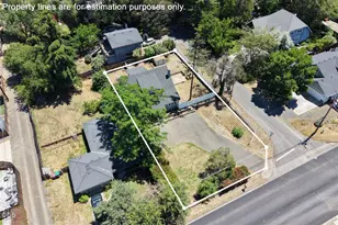 300 Sunrise Ave, Medford, OR 97504 - Photo 40