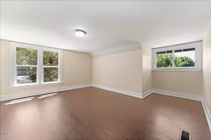 300 Sunrise Ave, Medford, OR 97504 - Photo 10