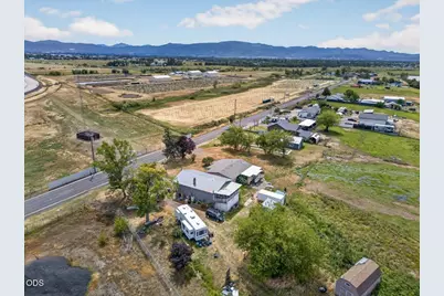 1745 E Gregory, Central Point, OR 97502 - Photo 18