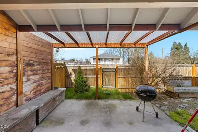 667 Golden Lane, Medford, OR 97504 - Photo 20
