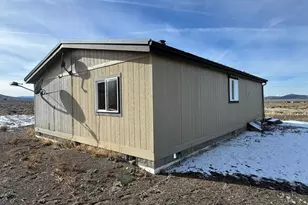 27737 Ford Rd, Bend, OR 97701 - Photo 4