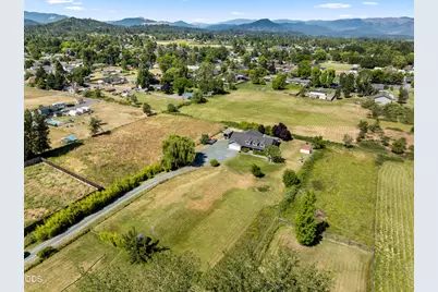 846 Schroeder Lane, Grants Pass, OR 97527 - Photo 42