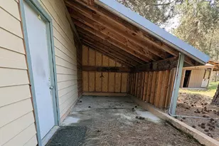 15965 Falcon Ln, La Pine, OR 97739 - Photo 34