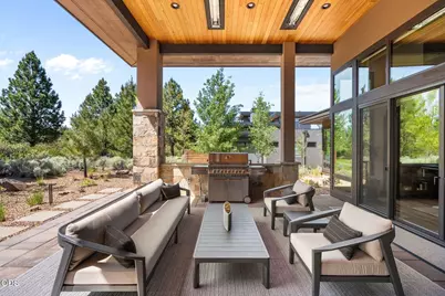 61317 Bonneville Loop, Bend, OR 97702 - Photo 12