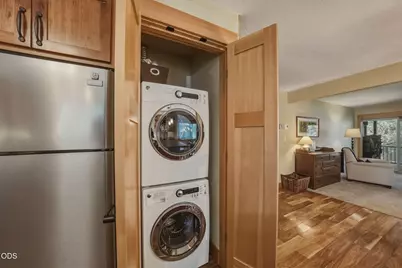 807 E Desperado #UNIT 202, Sisters, OR 97759 - Photo 16