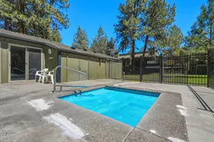 807 E Desperado, Sisters, OR 97759 - Photo 40