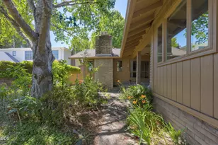 1325 NW Lawnridge Ave, Grants Pass, OR 97526 - Photo 42