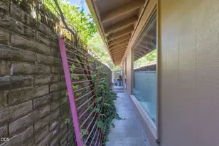 1325 NW Lawnridge Ave, Grants Pass, OR 97526 - Photo 46