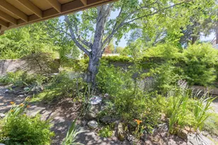 1325 NW Lawnridge Ave, Grants Pass, OR 97526 - Photo 44