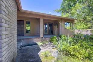 1325 NW Lawnridge Ave, Grants Pass, OR 97526 - Photo 28