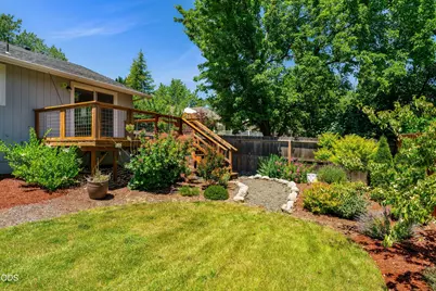 2503 NW Lassen Way, Grants Pass, OR 97526 - Photo 24