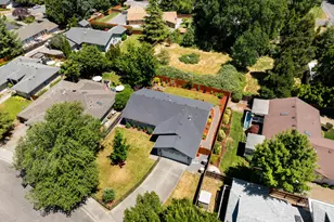 2503 NW Lassen Way, Grants Pass, OR 97526 - Photo 34