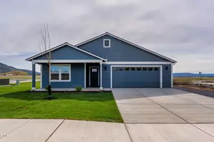 222 SE Peppermint Loop, Culver, OR 97734 - Photo 2