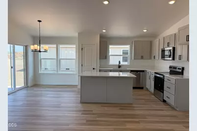222 SE Peppermint Loop #19, Culver, OR 97734 - Photo 6