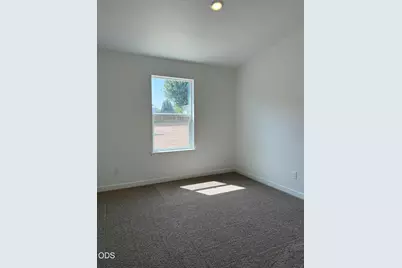 680 NE Rickenbacker Road #141, Madras, OR 97741 - Photo 16