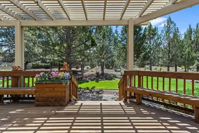 8280 Junco Court, Redmond, OR 97756 - Photo 36