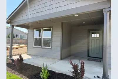 676 NE Rickenbacker Road #142, Madras, OR 97741 - Photo 4