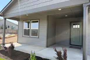 676 NE Rickenbacker Rd, Madras, OR 97741 - Photo 4