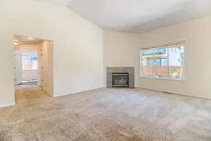 730 NE Quince Ave, Redmond, OR 97756 - Photo 6