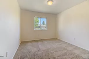 730 NE Quince Ave, Redmond, OR 97756 - Photo 20