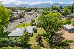 1375 Crater Lake Ave, Medford, OR 97504 - Photo 44
