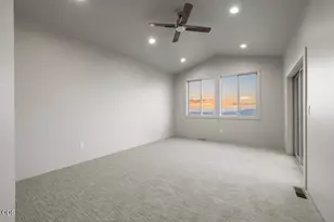 7306 Hanks Marsh Vis, Klamath Falls, OR 97601 - Photo 40