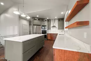 7306 Hanks Marsh Vis, Klamath Falls, OR 97601 - Photo 28