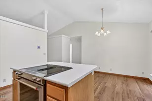 1222 Monroe Way, Grants Pass, OR 97527 - Photo 18
