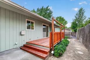 1222 Monroe Way, Grants Pass, OR 97527 - Photo 34