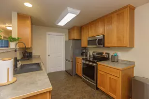 2244 McCall Dr, Ashland, OR 97520 - Photo 12