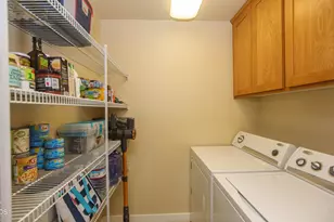 2244 McCall Dr, Ashland, OR 97520 - Photo 14