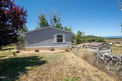 1245 Davanna Drive, Eagle Point, OR 97524 - Photo 4