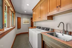 693 Horizon Hills Rd, Williams, OR 97544 - Photo 28