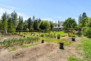 693 Horizon Hills Rd, Williams, OR 97544 - Photo 46