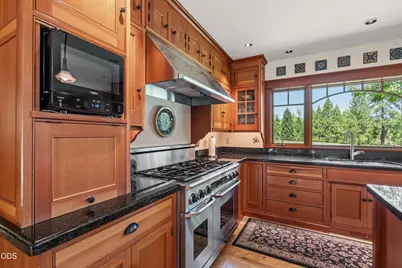 693 Horizon Hills Road, Williams, OR 97544 - Photo 16