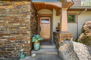 693 Horizon Hills Rd, Williams, OR 97544 - Photo 6