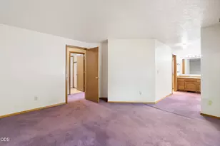 2400 NE Jones Rd, Bend, OR 97701 - Photo 18