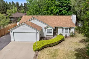 2400 NE Jones Rd, Bend, OR 97701 - Photo 4