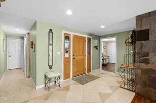 1769 Serenity Dr, Medford, OR 97504 - Photo 8