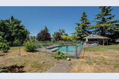 5247 Dobrot Way, Central Point, OR 97502 - Photo 28