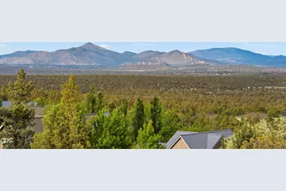 360 Vista Rim Drive, Redmond, OR 97756 - Photo 12